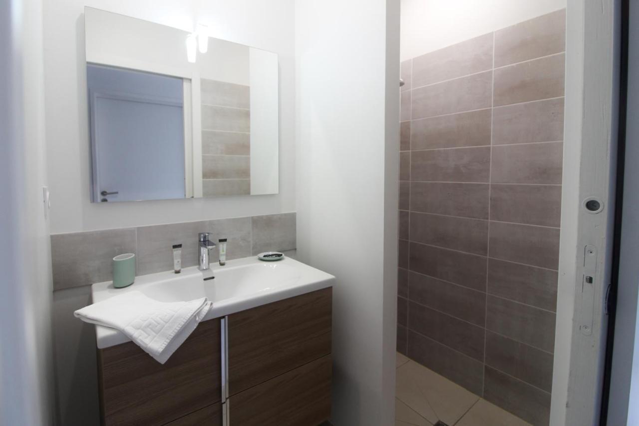 Le Coquet Avec Balcon Terrasse Et Parking Prive Apartamento Sarlat-la-Canéda Exterior foto